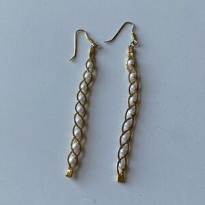 Vintage Classy and Elegant Gold and White Twisted Earrings